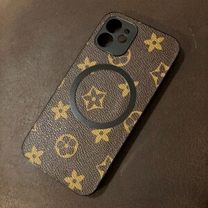 Luxury Pattern iPhone 12 Case (Non-Branded)